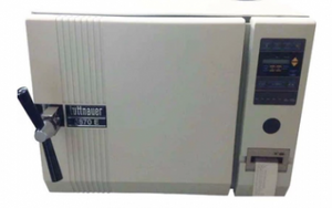 Tuttnauer 3870E Autoclave/Sterilizer Table top 220V   Used